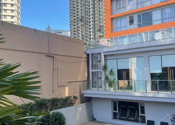 Comfy For 2 At Sunshine100 In Mandaluyong Fully Equipped *