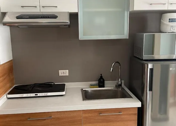 Comfy For 2 At Sunshine100 In Mandaluyong Fully Equipped Apartment