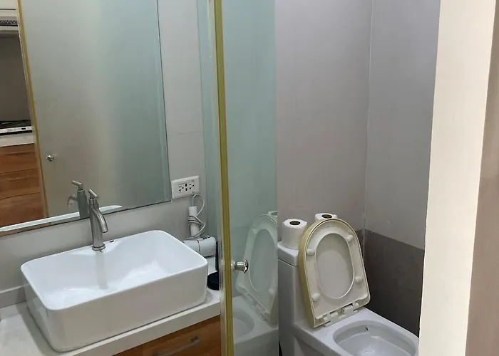 Comfy For 2 At Sunshine100 In Mandaluyong Fully Equipped *