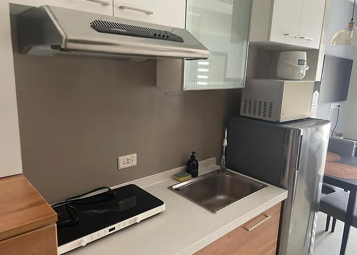 Apartment Comfy For 2 At Sunshine100 In Mandaluyong Fully Equipped